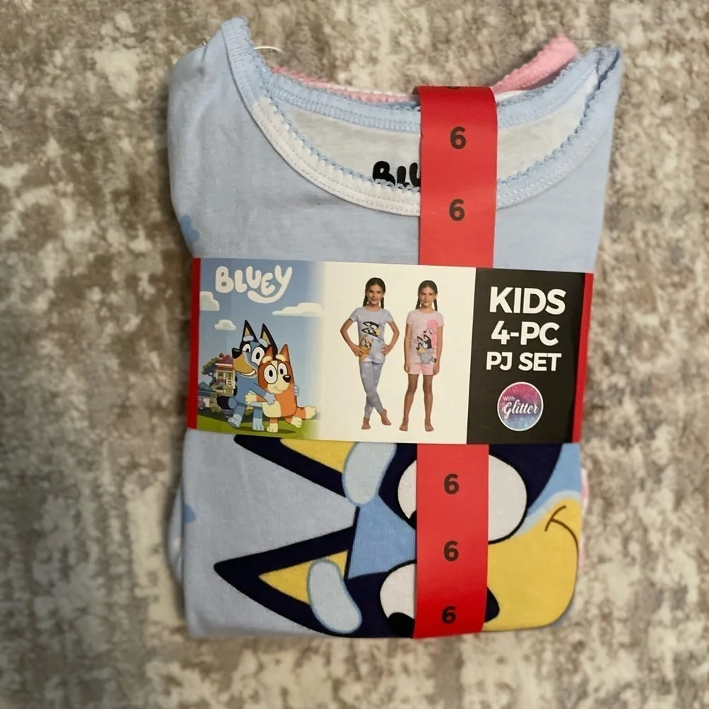Bluey Kids 4 piece Cute Pink and White, Blue Character Pajama Set size 6-NWT